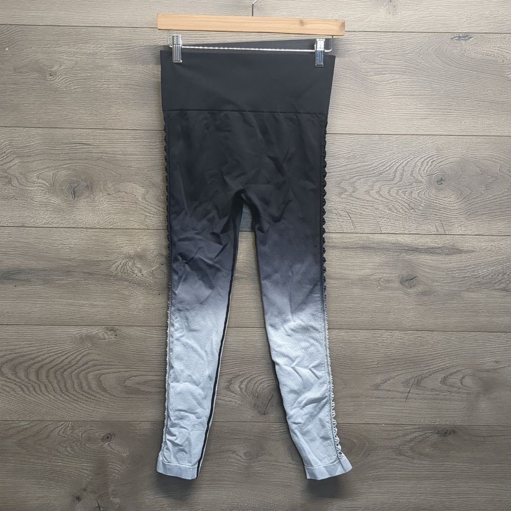 Exercise Yoga Fading Leggings Women's Size Large